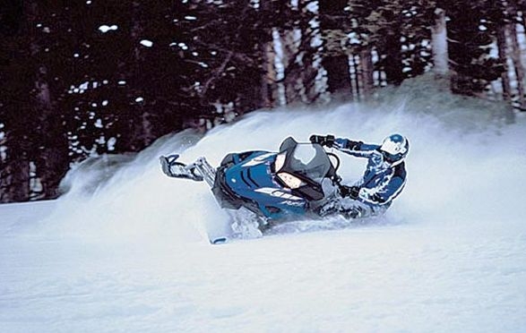 Le scooter des neiges en plein action