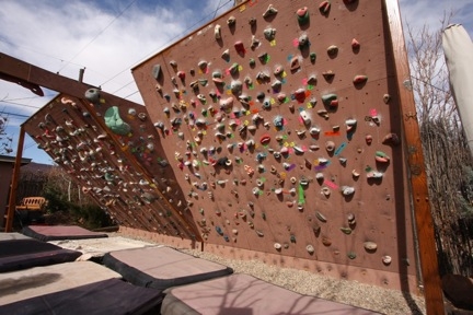 Mur d'escalade en extérieur