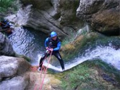 Destination Nature Canyoning