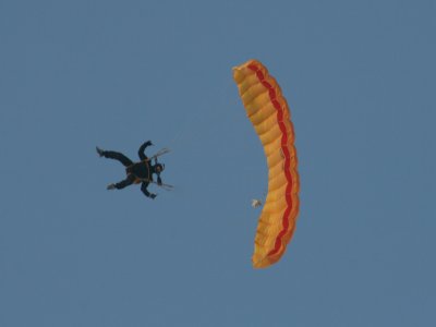 Sky-Delivery parachutisme Deltaplane