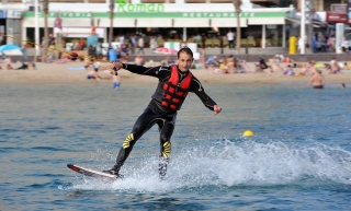 Astuces pour pratiquer le wakeboard