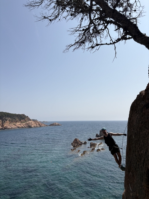 Avis de Maria concernant Via Ferrata Cala del Molí avec photos 2h 30 min