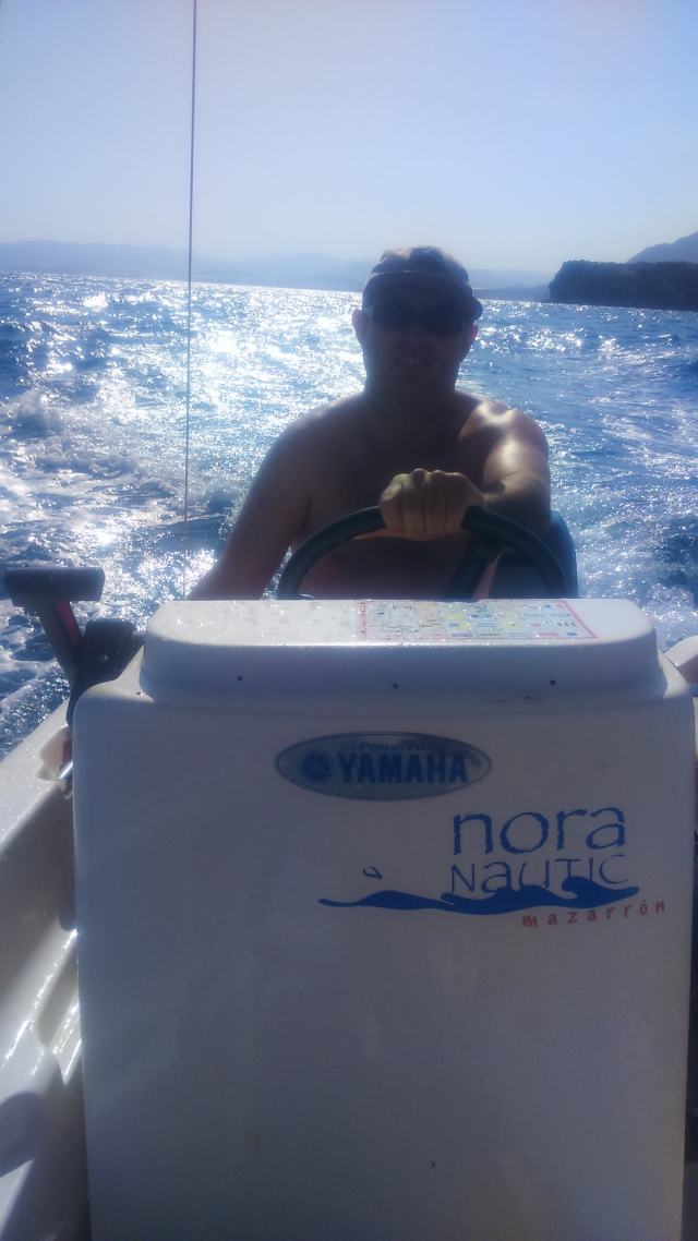 Avis de Ricardo concernant Location de bateau sans titre à Mazarrón 8 heures