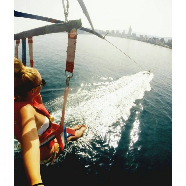 Avis de Natalia concernant Parachute ascensionnel à Playa Poniente, Benidorm pour groupes
