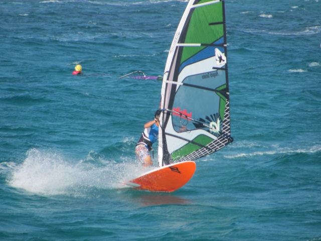 Cours d'initiation à la planche à voile Playa del Tamarit, 2h