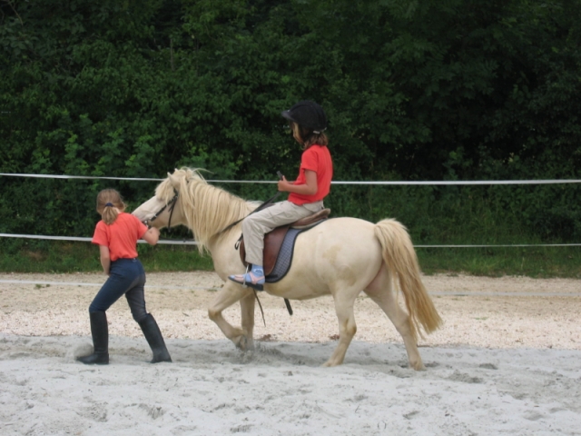 Balade à poney à Santa Susana pour les enfants 30 min