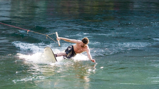 Séance de wakeboard à El Rompido, 20 minutes