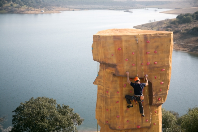 Forfait arche de tyrolienne et mur d'escalade Almodóvar del Río