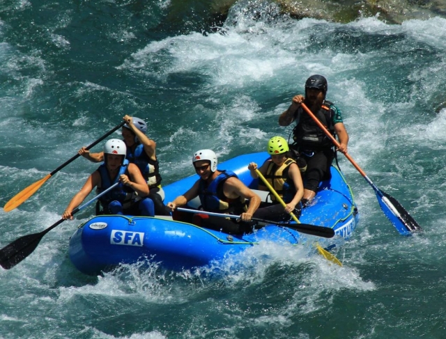 Rafting en famille sur la rivière Esera tarif adulte