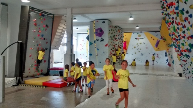 Jeux de mur d'escalade pour enfants Mataró 5 à 14 ans