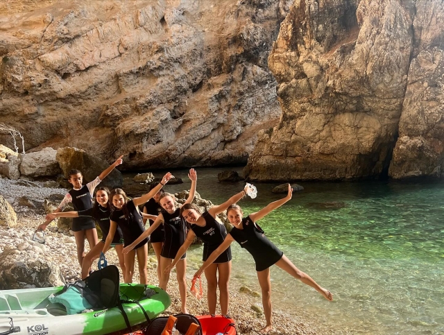 Route guidée en kayak, Cala Granadella, 3h adulte + enfant