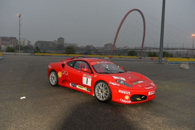 Cours de conduite sportive Ferrari Motorsport Pavie 1 jour