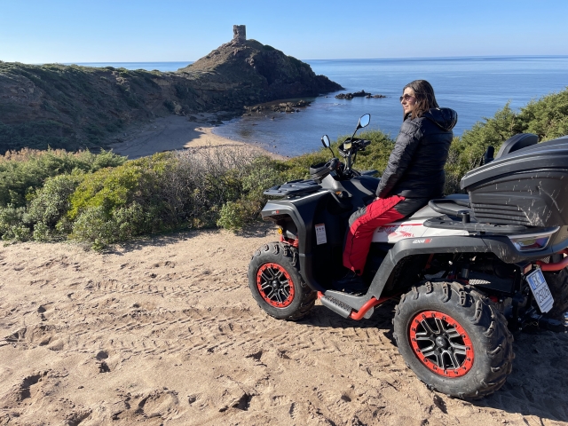 Excursion en quad de 3 heures à la plage de Bosa