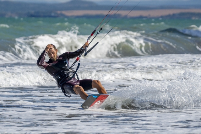 Ski nautique jusqu'à la plage Cosmopolitan à 15 minutes
