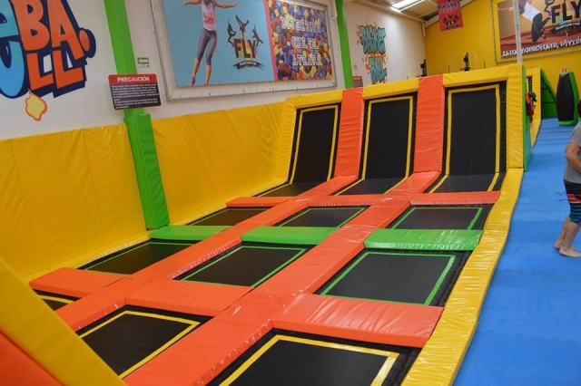 Billet d'une heure pour le parc d'attractions Fly Trampoline