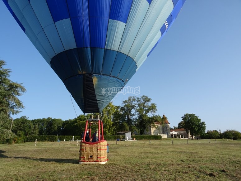 Vol découverte en montgolfière vers Angoulême - 1H à partir de 225