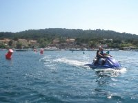  Descoberta de jetski Giens 