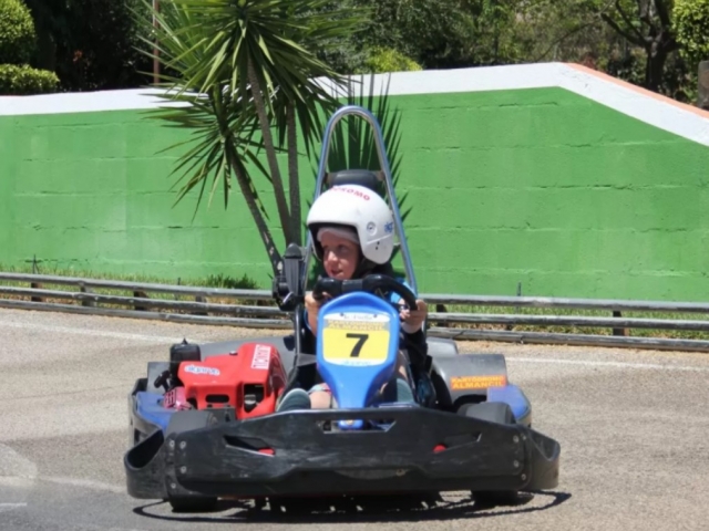 Tour de Karting Junior en Algarve 10 min