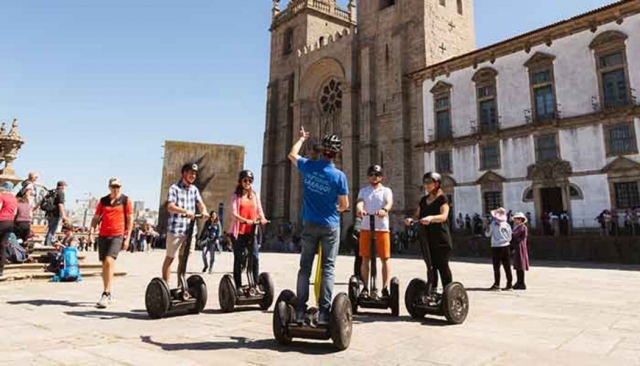Visite en Segway (2h) autour de Porto
