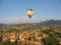  Discovering the sky with Montgolfieres et Cie