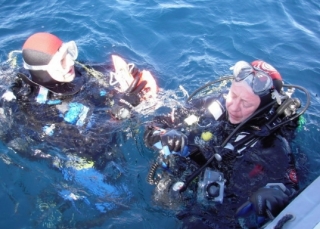  Diving