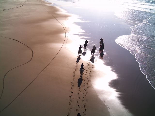 Senderismo en la playa 