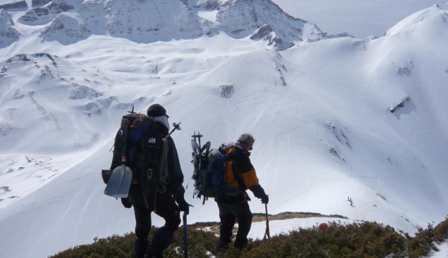 Descente au col de Lary