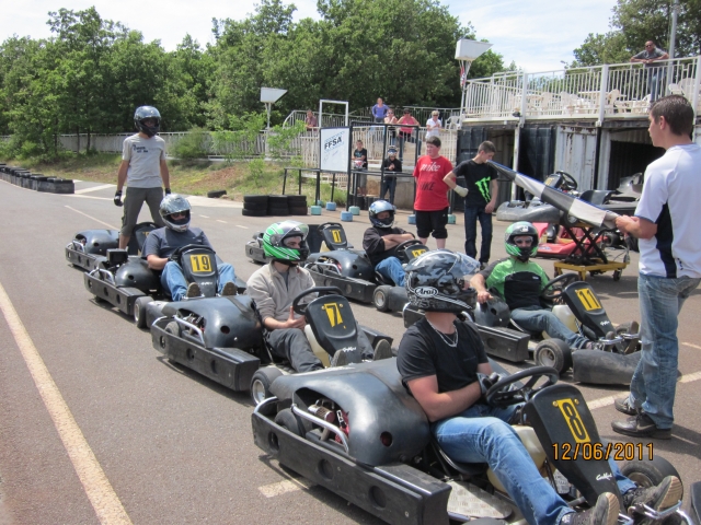  Team-Kart im Parc des Bouscaillous 