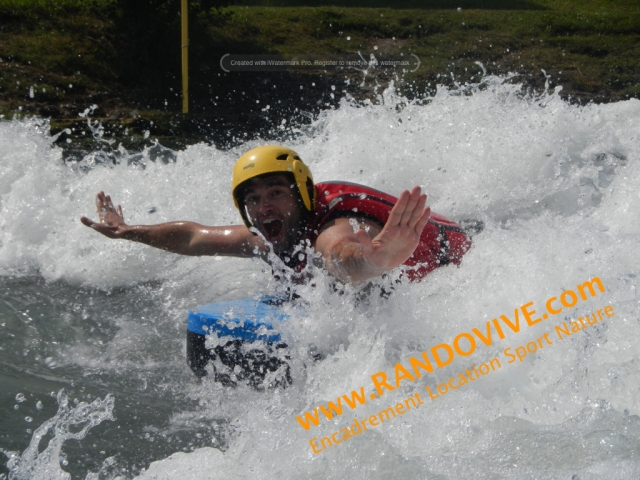  Hydrospeed 飞机在 Bugey 与 Randovive