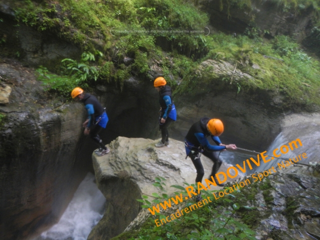  与 Randovive 一起从里昂出发 45 分钟的峡谷 