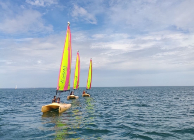  Mini-catamaran session