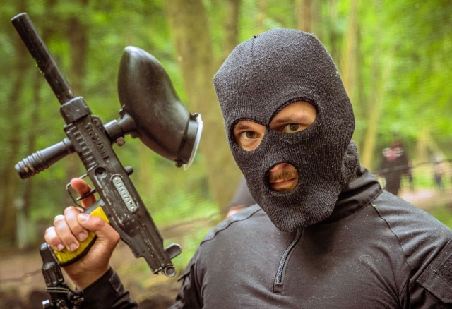  Aproveche el alto - Equipo de paintball final para una parte sensacional 