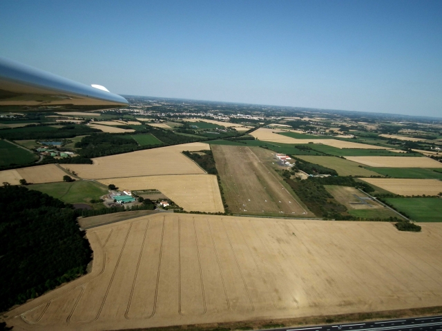 aerodrome montaigu 2011 07