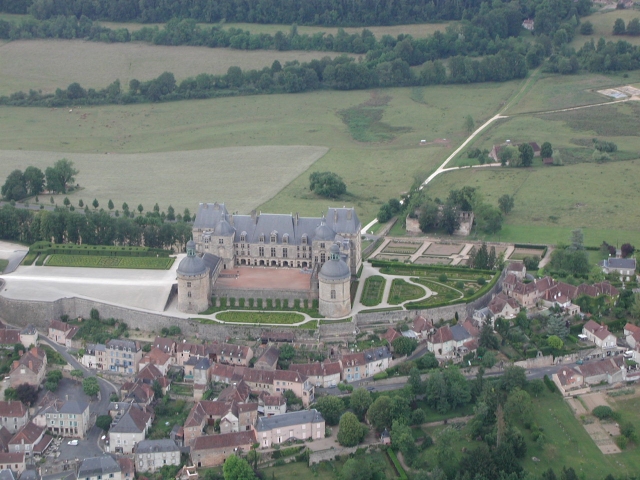  Hautefort 