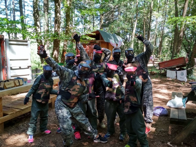  Vieni a giocare a paintball con tutti i tuoi cari 