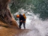Descente en rappel canyoning