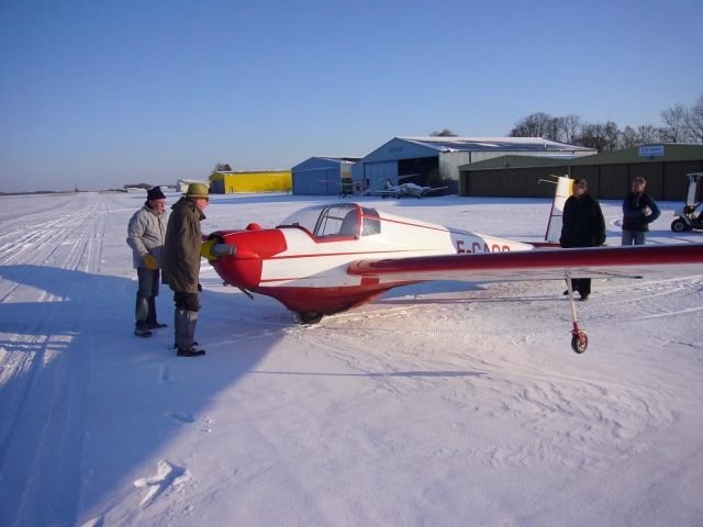  Glider in all weathers 