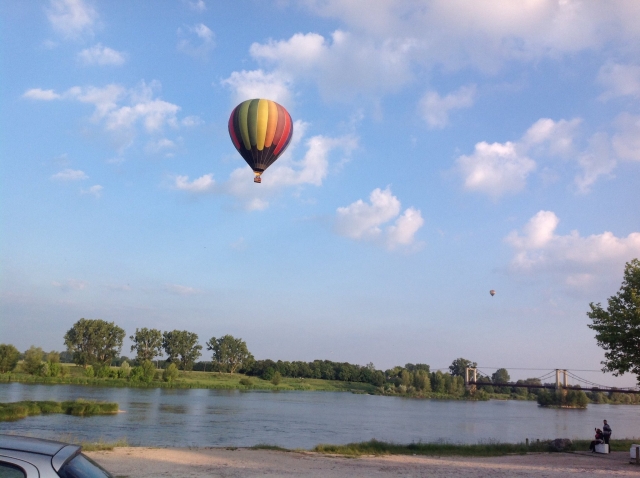  Reisen Sie bei diesem außergewöhnlichen Ausflug in den Himmel von Chambord! 