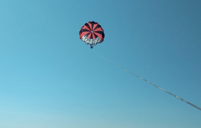  Parasailing in Cap d'Agde 