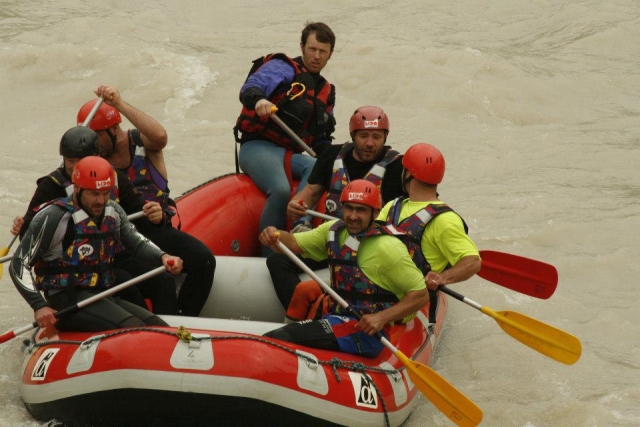  Discovery of the white waters of the Drôme by rafting