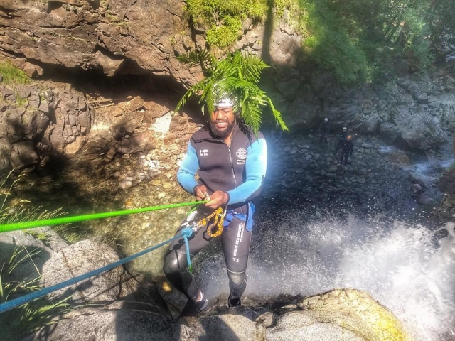  Abseil down the Canyons of Saint-Lary