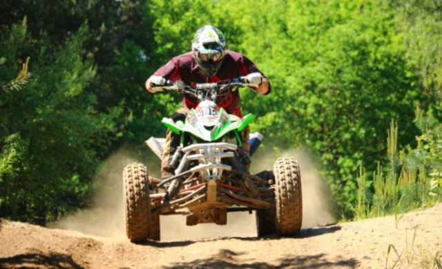  Fuga in quad nella valle dell'Ubaye 