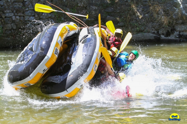 Rafting im Wildwasser der Aude