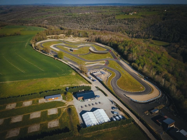  Circuito di kart ad Allier 