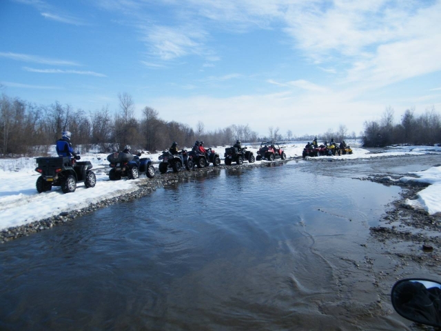  Escursione in quad in inverno 