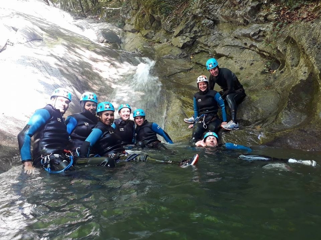 Canyoning mit Freunden 