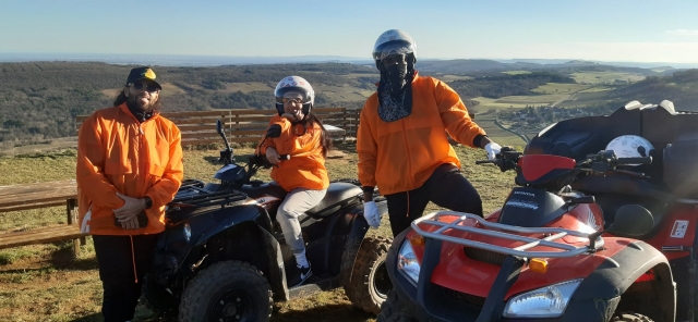  Quad passeio em Dordogne.JPG 