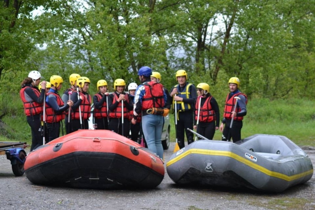  Briefing mit der Rafting-Abfahrt