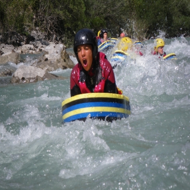  Nadar en aguas bravas en la región PACA