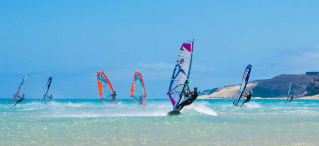  Windsurfing in band
